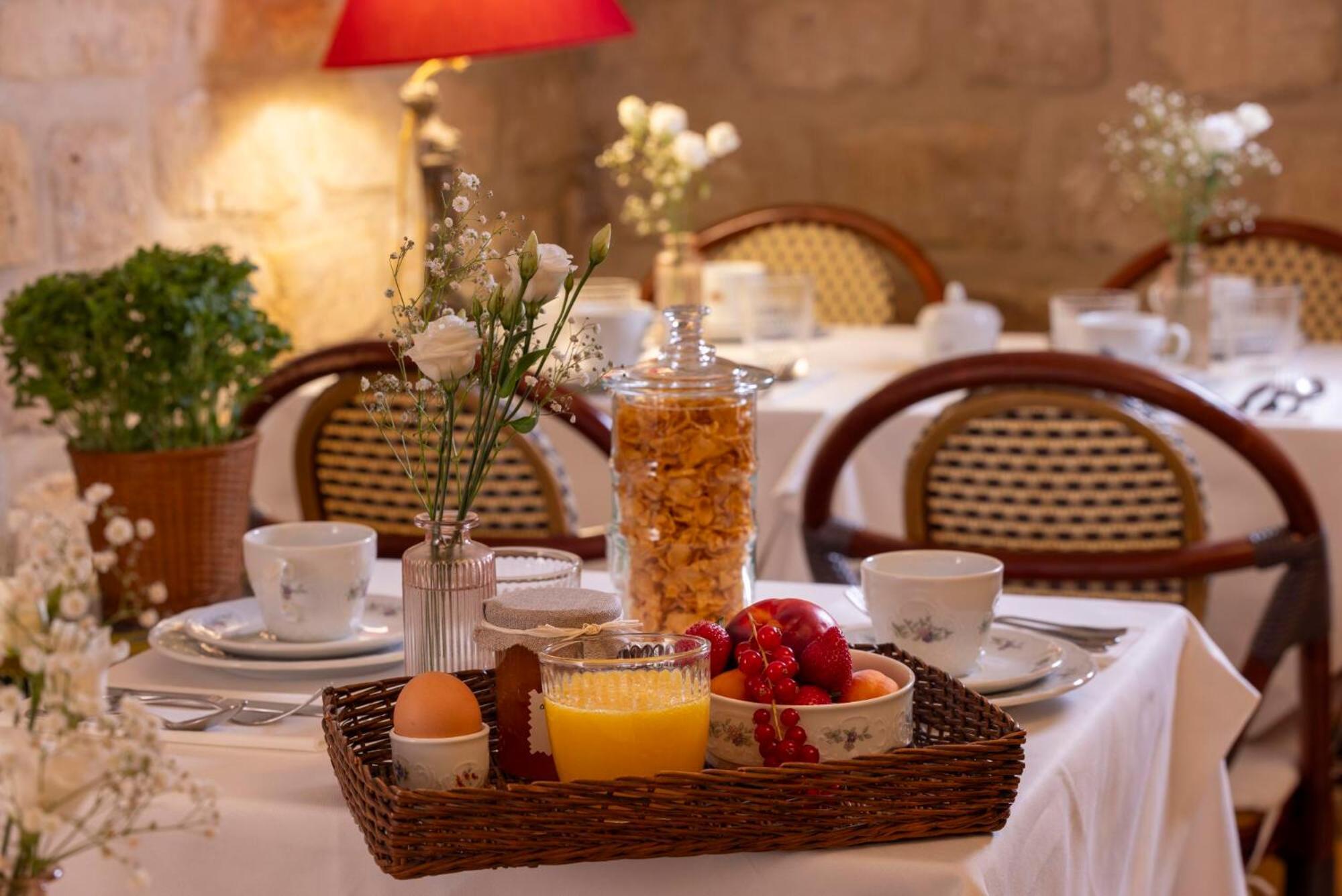 Hotel Le Saint Gregoire Paris Exterior photo